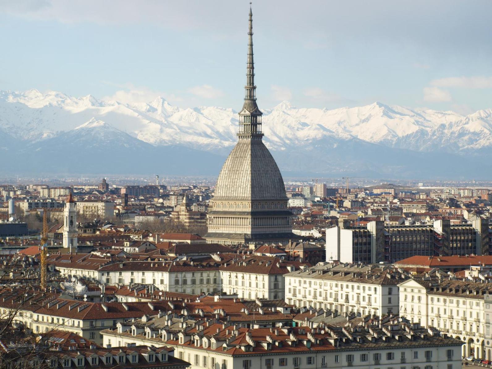Via Palestrina - Corso Vercelli Turim Exterior foto